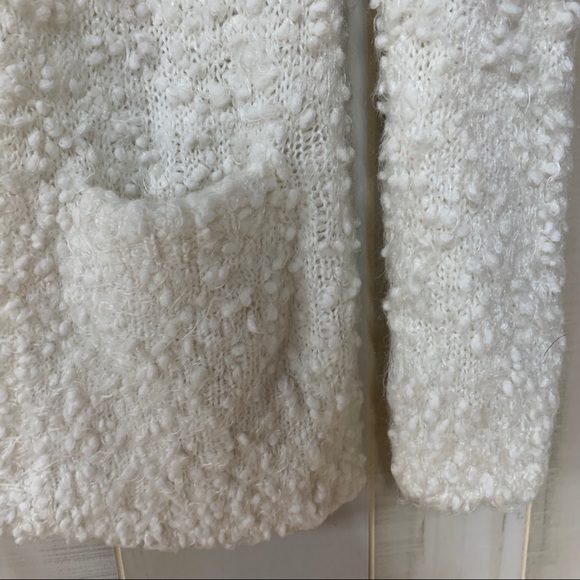 Lumiere White Nubby Fuzzy Cardigan Pockets L - Picture 6 of 7